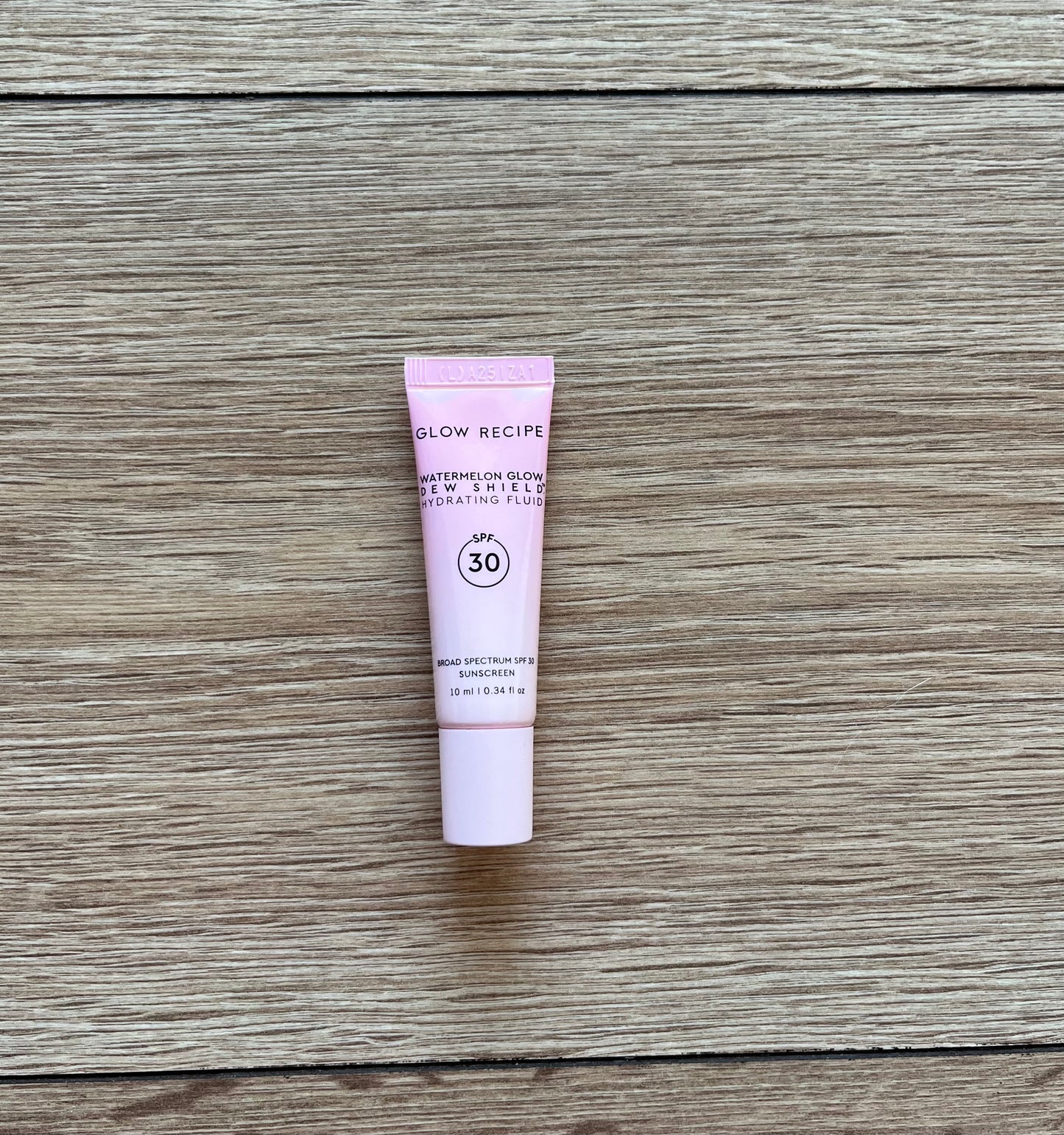 GLOW RECIPE Watermelon Glow Dew Shield SPF 30