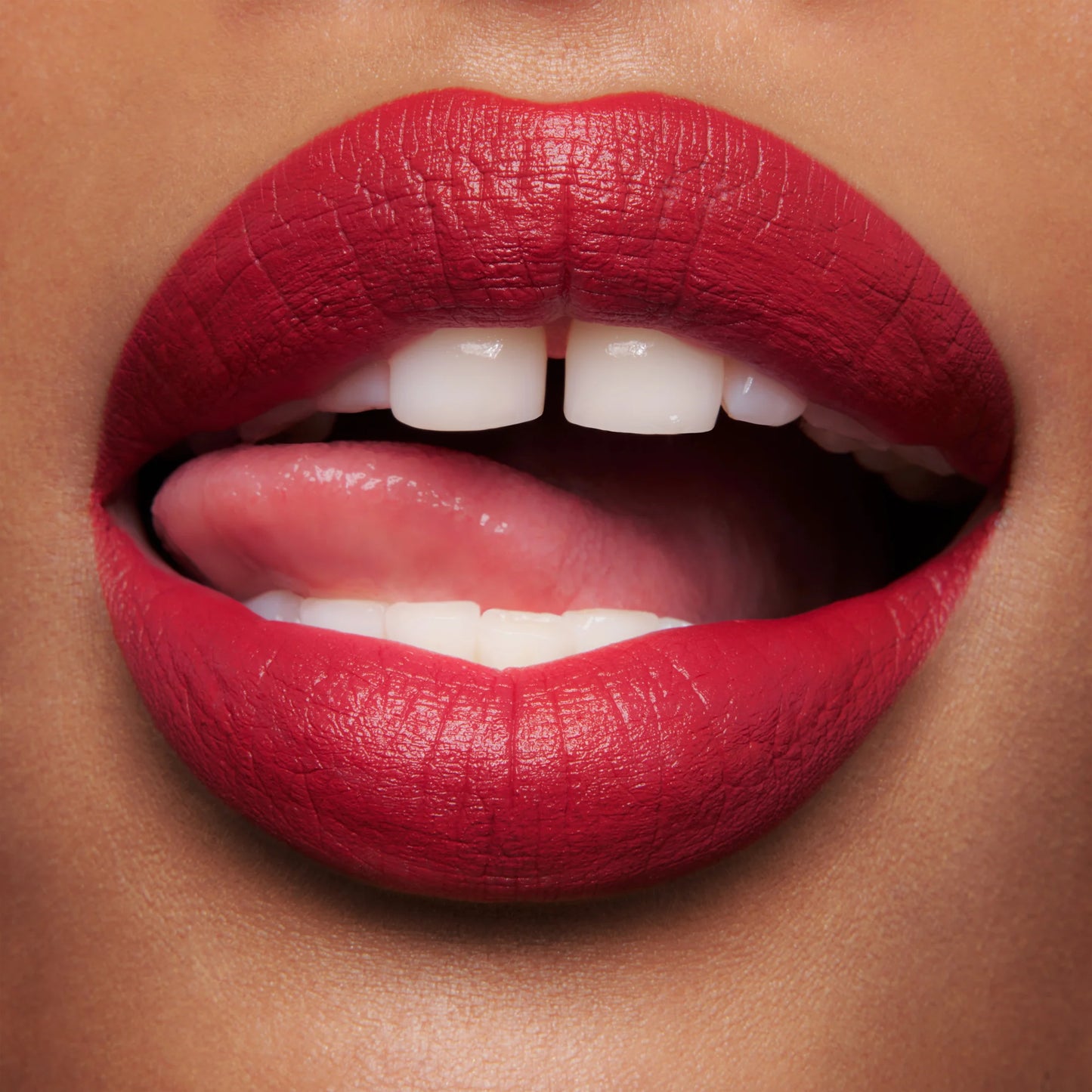 CHARLOTTE TILBURY Matte Revolution