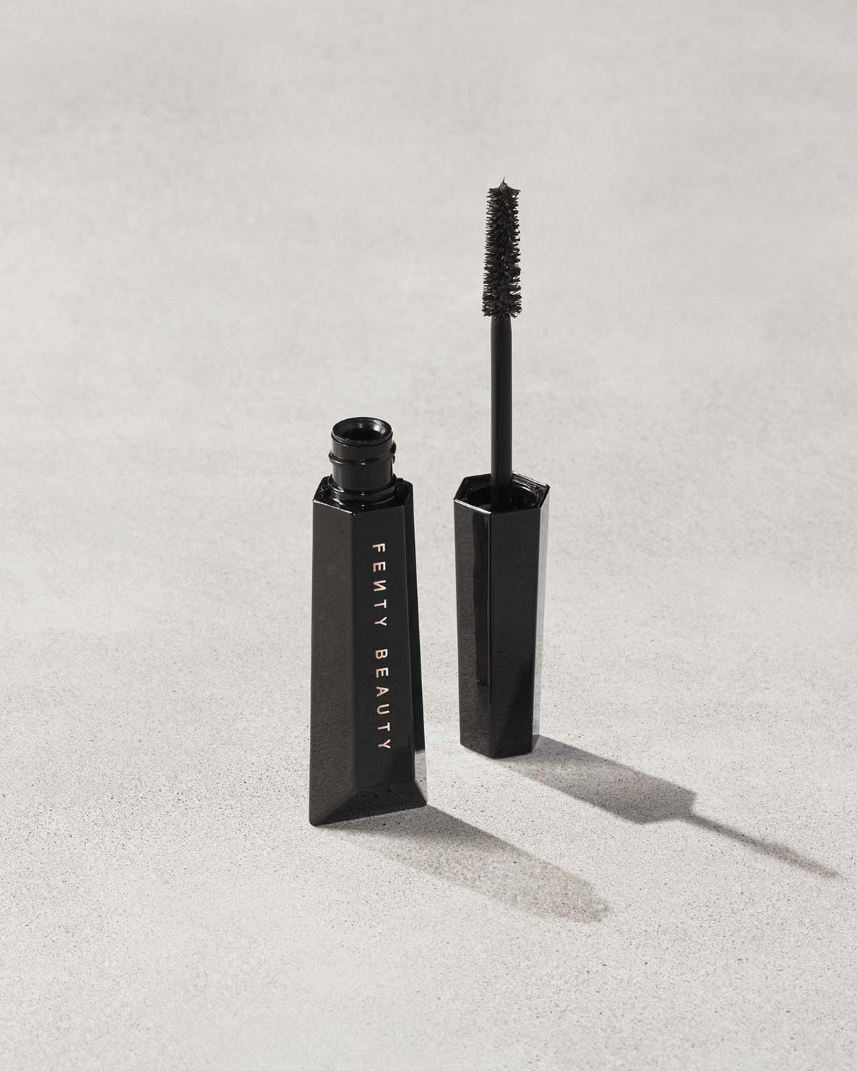 FENTY Hella Thicc Volumizing Mascara