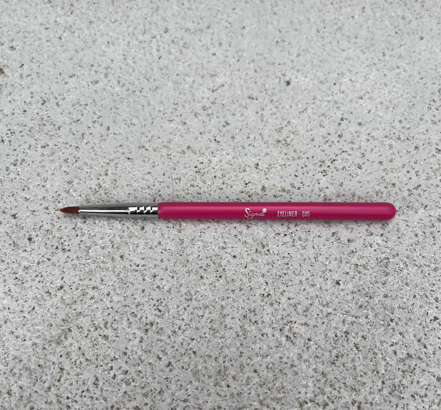 SIGMA E05 Eyeliner Travel Size Brush