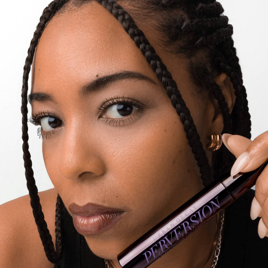 URBAN DECAY Perversion Volumizing Mascara