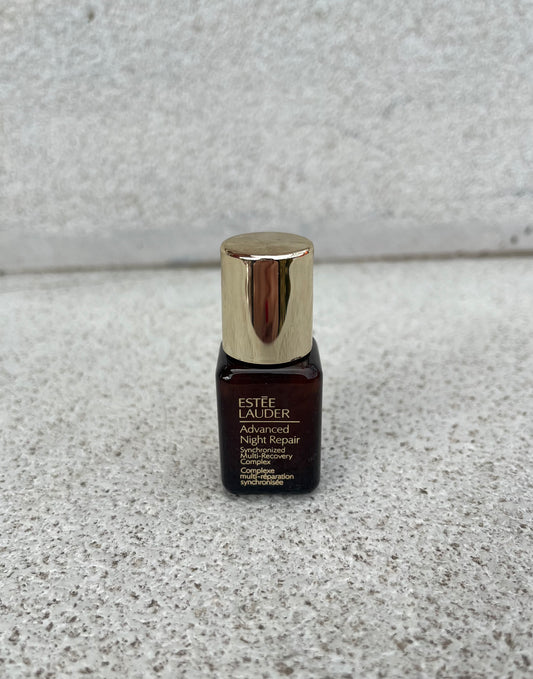Serum i Avancuar i Riparimit të Natës ESTEE LAUDER Kompleksi i sinkronizuar me shumë rikuperim 7 ml 