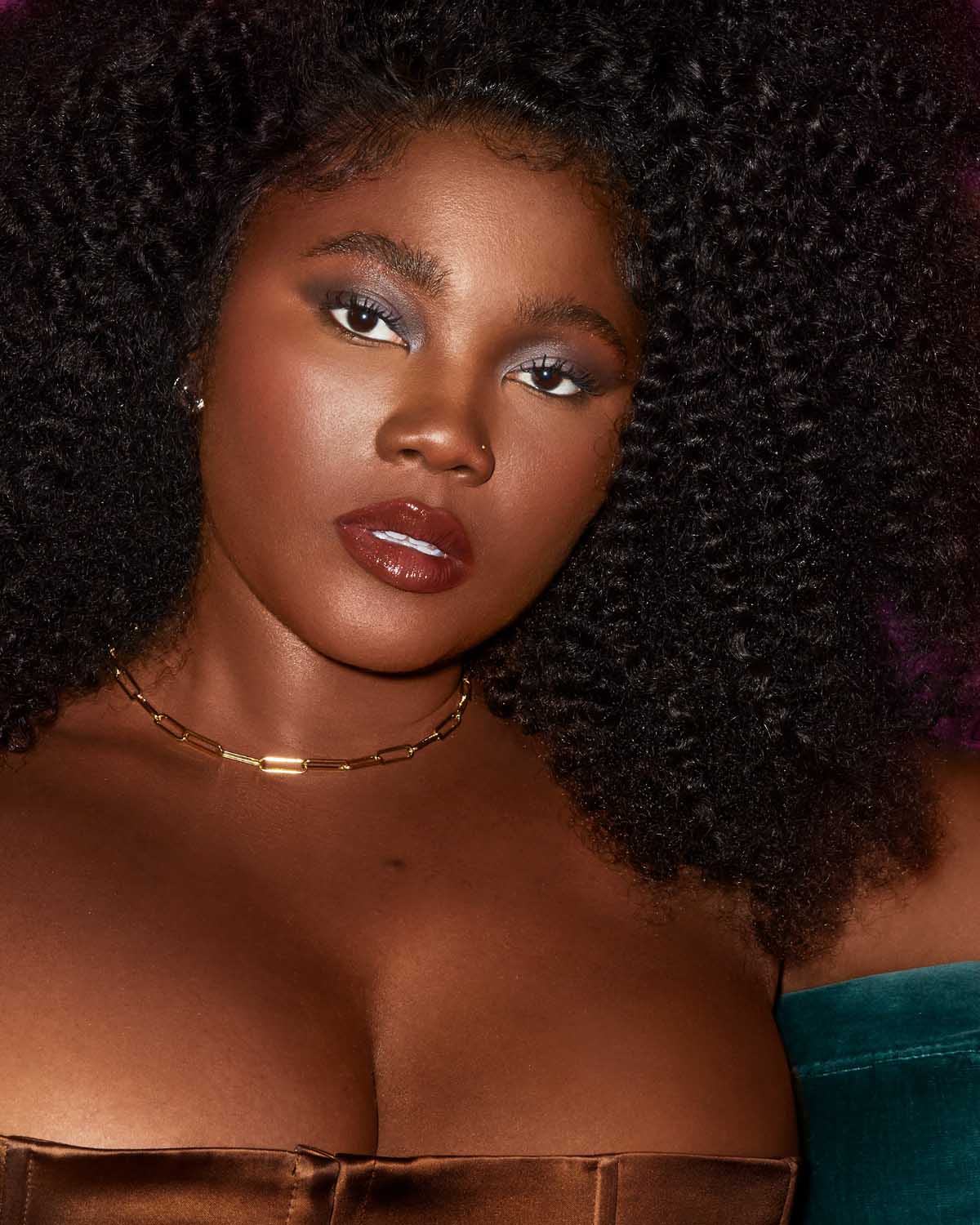 FENTY BEAUTY Glossy Posse Volume 6.0 Bomb me shkëlqim të plotë 