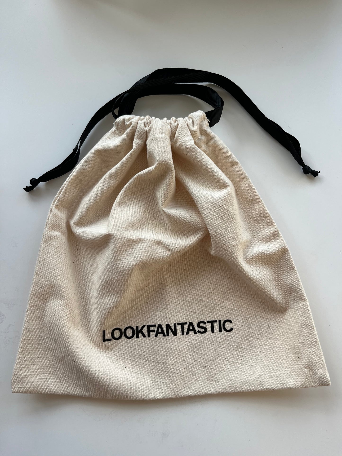 LOOK FANTASTIC Dust Bag