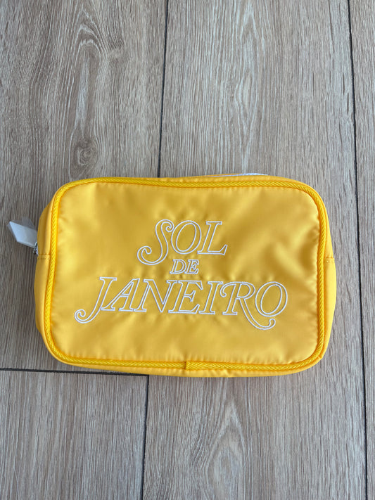Cante makeupi Sol de Janeiro